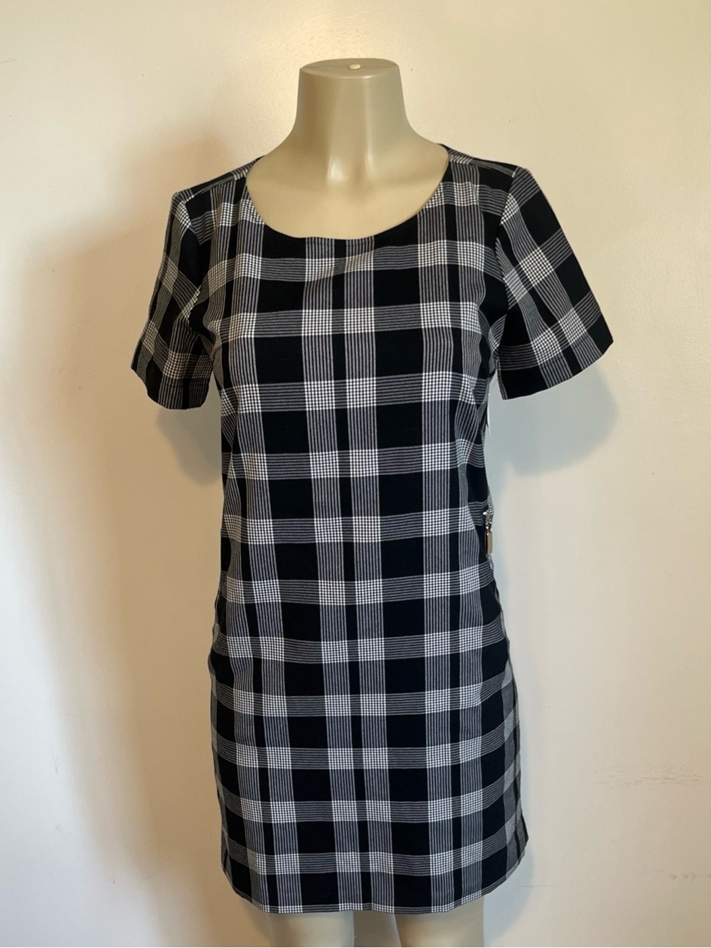 GAP Black and White Plaid Shift Dress SP